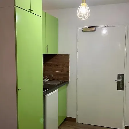 Futuroscope-p' Apartment